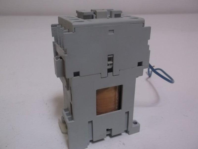 ALLEN BRADLEY 100-C09ZJ400 SER. A CONTACTOR 24VDC  UNMP