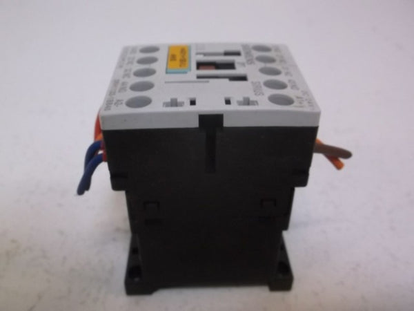 SIEMENS 3RH1122-1BB40 CONTROL RELAY  UNMP