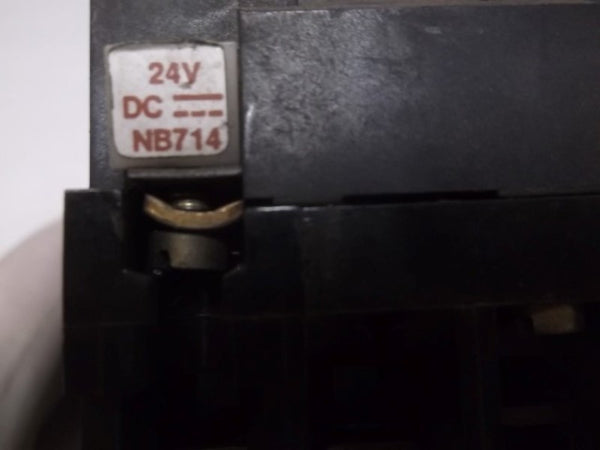 ALLEN BRADLEY 100-A30NZ243 SER. B CONTACTOR 24VDC  UNMP
