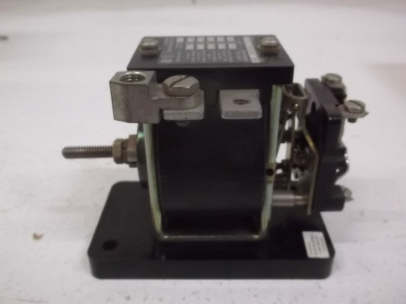 ALLEN BRADLEY 809-A06E SER. A  INSTANTANEOUS TRIP RELAY  UNMP