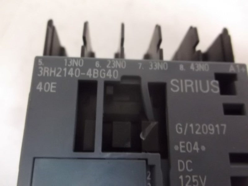 SIRIUS 3RH2140-4BG40 CONTACTOR RELAY (AS PICTURED)  NSNP