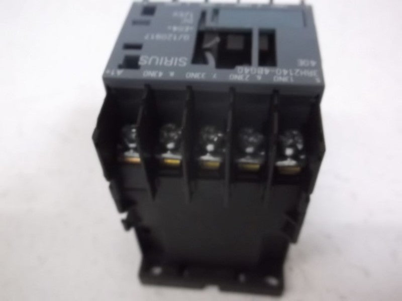 SIRIUS 3RH2140-4BG40 CONTACTOR RELAY (AS PICTURED)  NSNP