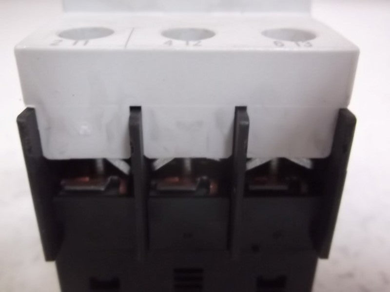 SIEMENS 3RV1021-1AA10 OVERLOAD RELAY (AS PICTURED)  NSNP