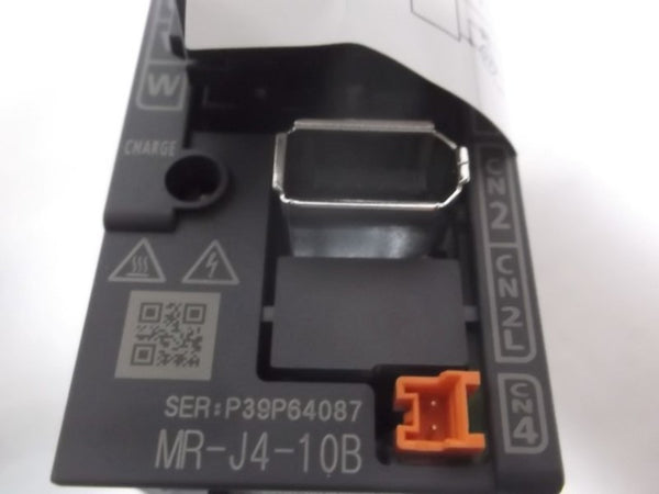 MITSUBISHI MR-J4-10B 100W 200V  NSNP