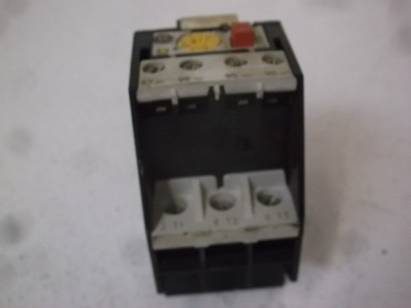 GENERAL ELECTRIC CR7G1WG OVERLOAD RELAY 1.3-1.9A  UNMP