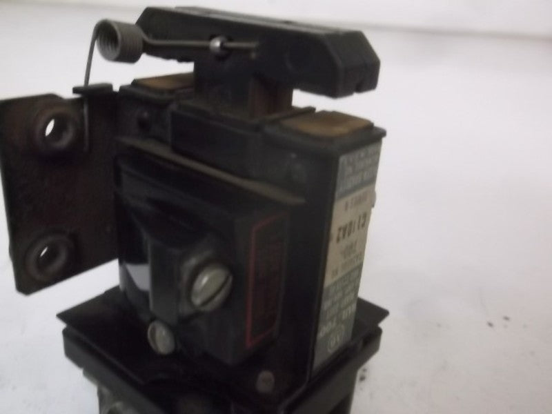 ALLEN BRADLEY 700-C11OA2 SER, B RELAY  UNMP