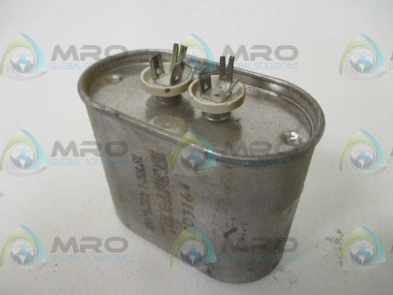 AEROVOX Z94P3048M21 CAPACITOR  UNMP