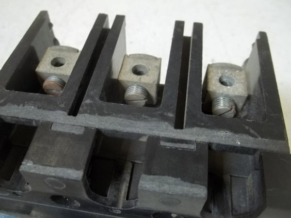 CUTLER HAMMER HFC3020 CIRCUIT BREAKER 20A  UNMP