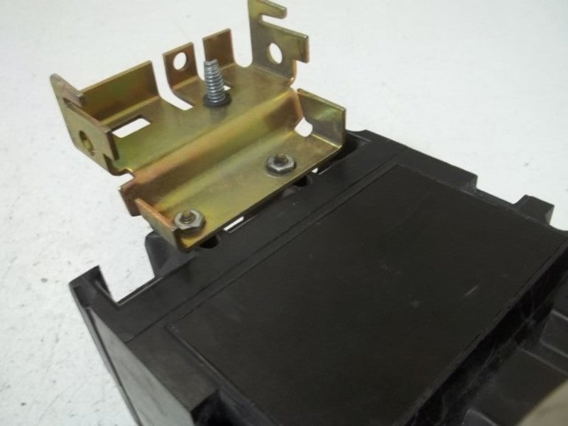 SQUARE D FC24030AC CIRCUIT BREAKER  UNMP
