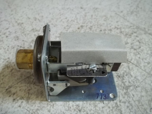 HONEYWELL P654A-1004-1 RELAY  UNMP