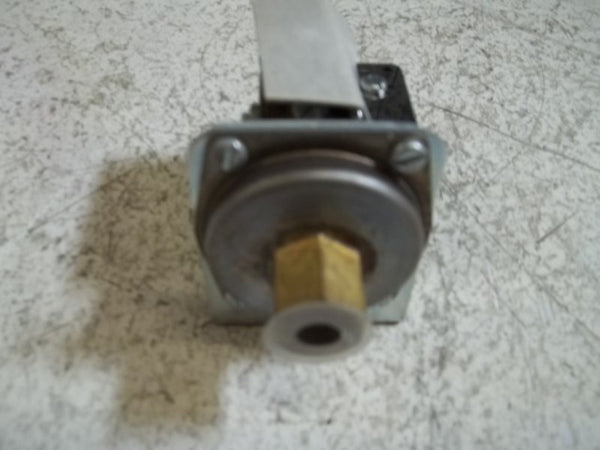 HONEYWELL P654A-1004-1 RELAY  UNMP