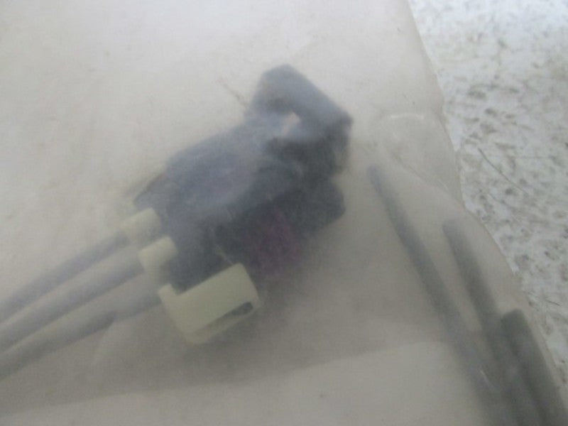 AC DELCO 12177025 PIGTAIL CONNECTOR  NSNP IN A BAG