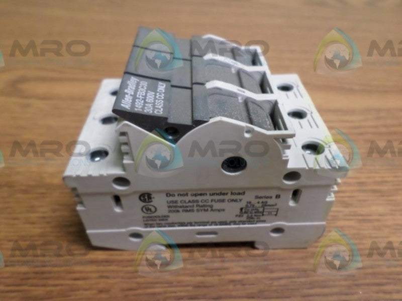ALLEN BRADLEY 1492-FB3C30 SER.B  UNMP