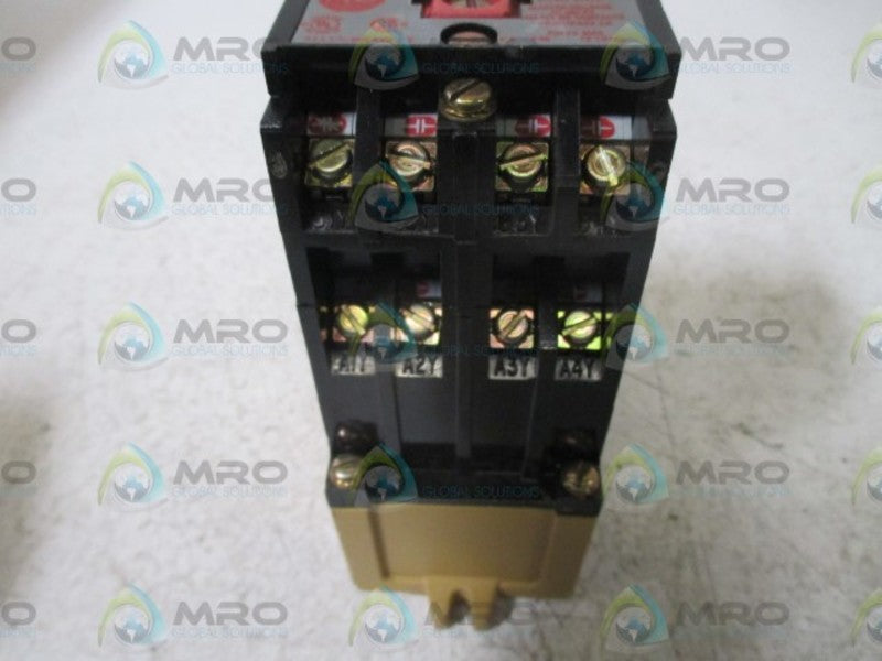 ALLEN BRADLEY 700-PK800A1 SER.B RELAY 120V  UNMP
