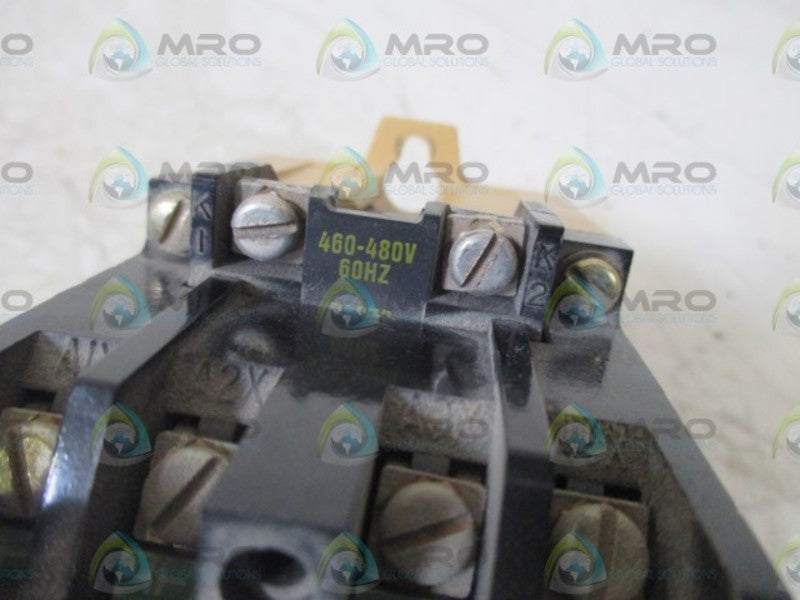 ALLEN BRADLEY 700-P400A4 SER.B RELAY 120V  UNMP