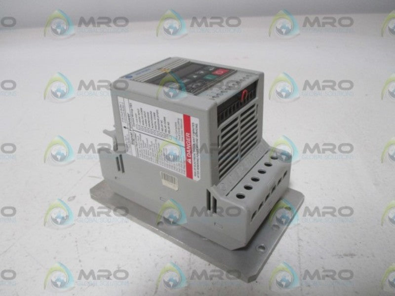 ALLEN BRADLEY 160-BA04PSF1P1 SER. C F/W 7.05 SPEED CONTROLLER  UNMP