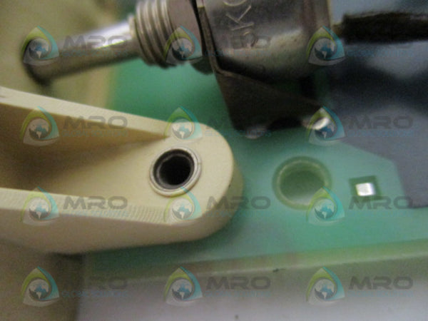 ABB DSXS001 57170001-A SIMULATOR MODULE  UNMP