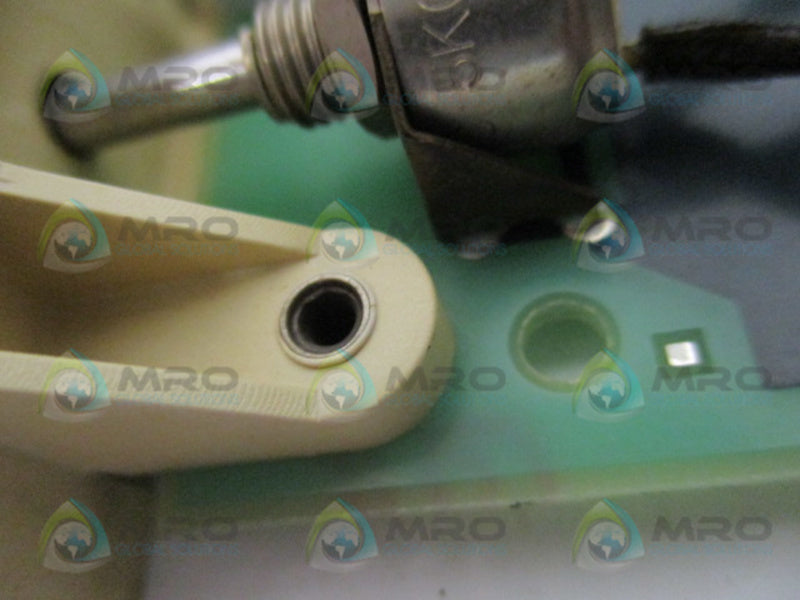 ABB DSXS001 57170001-A SIMULATOR MODULE  UNMP