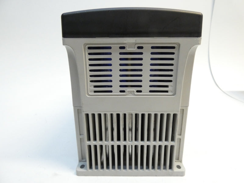 ALLEN BRADLEY 22B-E9P9N104 SER. A F/W 6.02 460-600V 11.2A UNMP