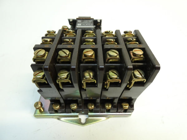 JOSLYN CLARK 5UF12 90-110/110-120V (AS PICTURED) NSNP