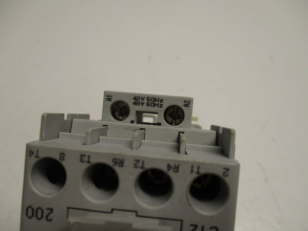 ALLEN BRADLEY 100-C12D200 SER. A  UNMP