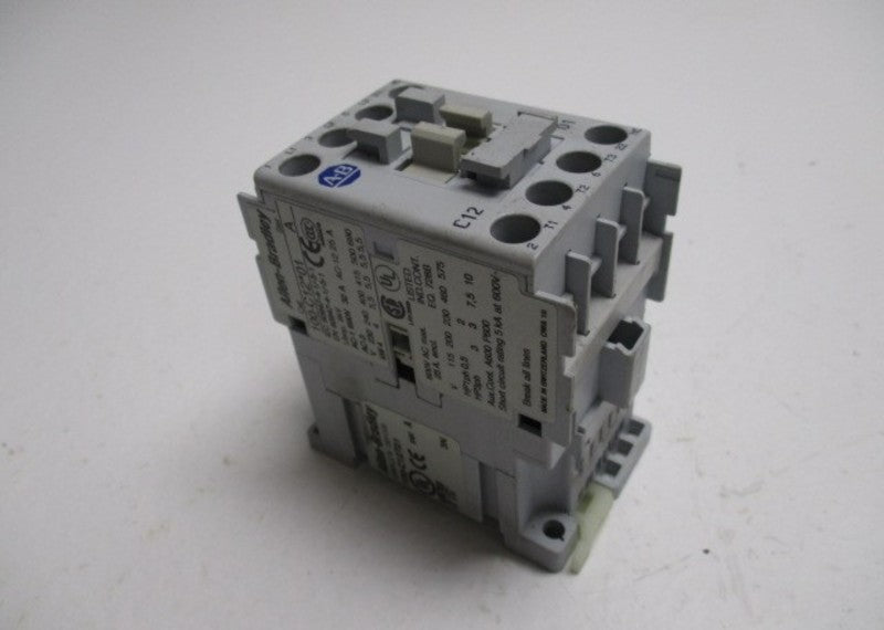 ALLEN BRADLEY 100-C12T01 SER. A  UNMP
