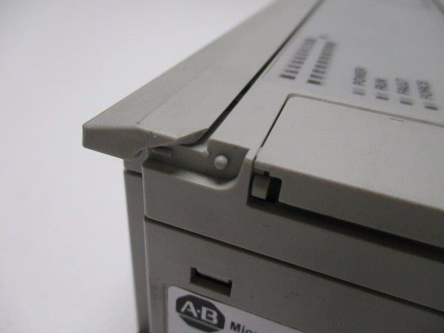 ALLEN BRADLEY 1761-L32AWA SER. E F/W 1.0 (AS PICTURED)  NSMP