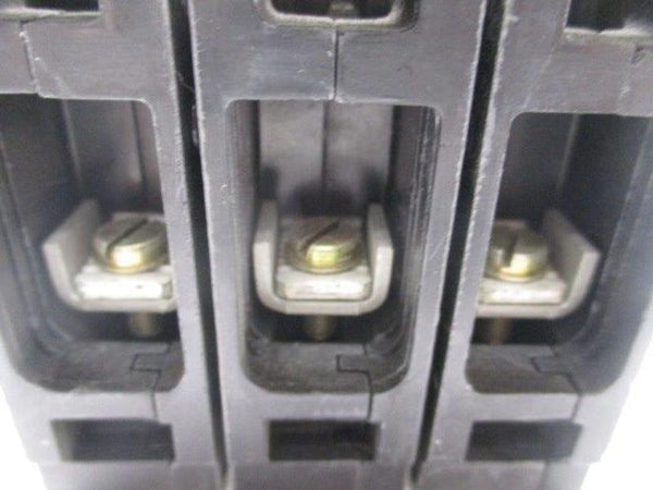 I.T.E. E23B015 CIRCUIT BREAKER 15A  UNMP
