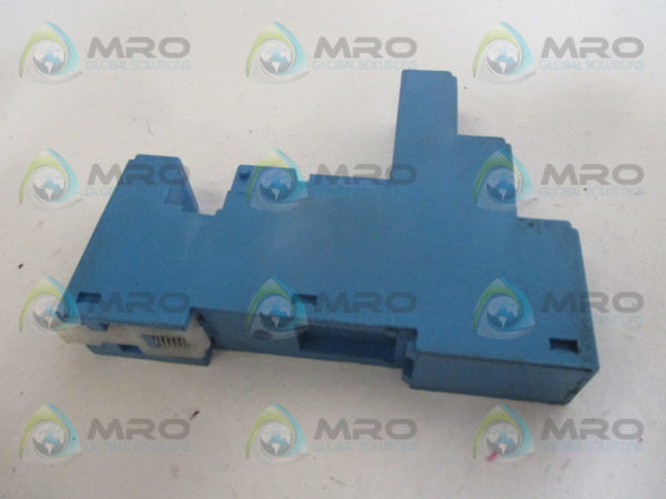 FINDER 97.01 RELAY SOCKET  UNMP