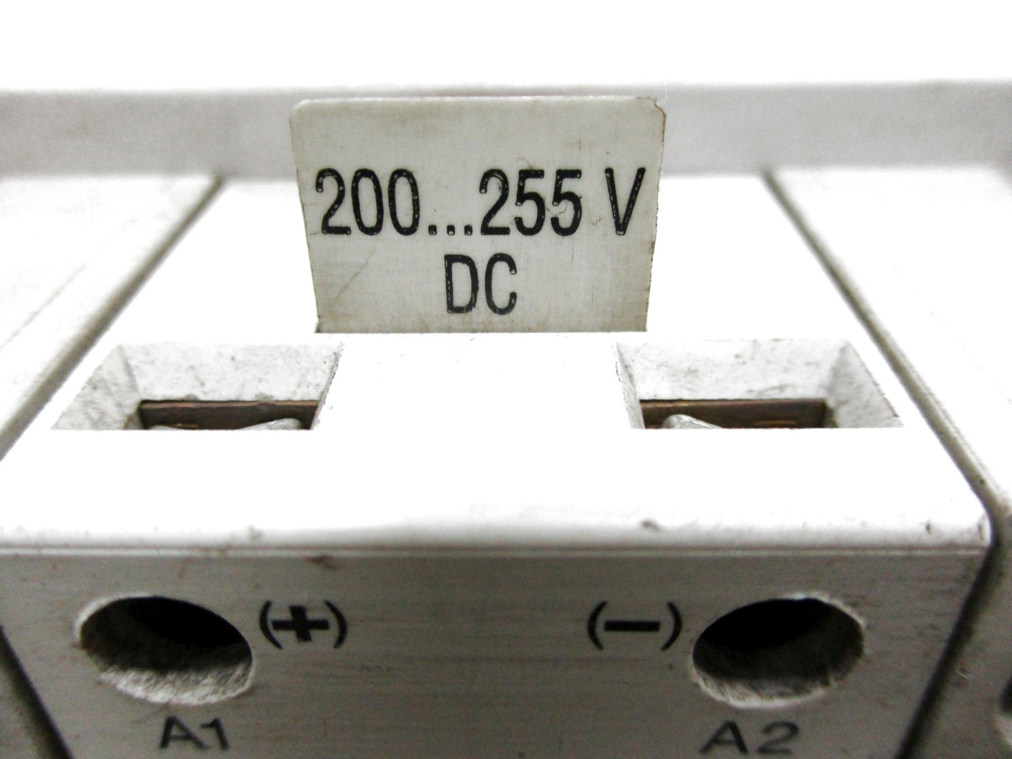 ALLEN BRADLEY 100-D95EZA11 SER. B 200-255VDC UNMP