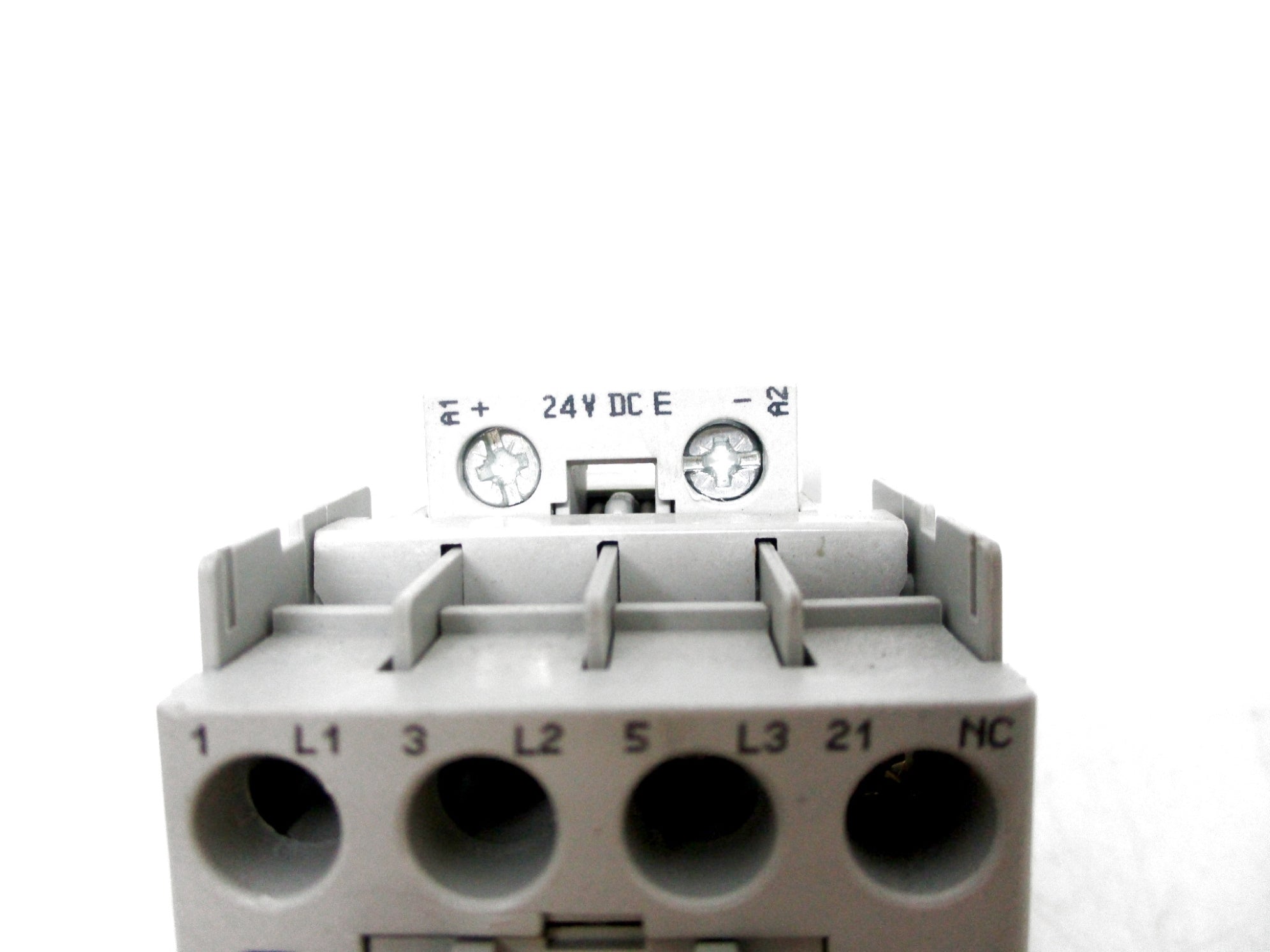 ALLEN BRADLEY 100-C12EJ01 SER. A 24VDC (AS PICTURED) UNMP