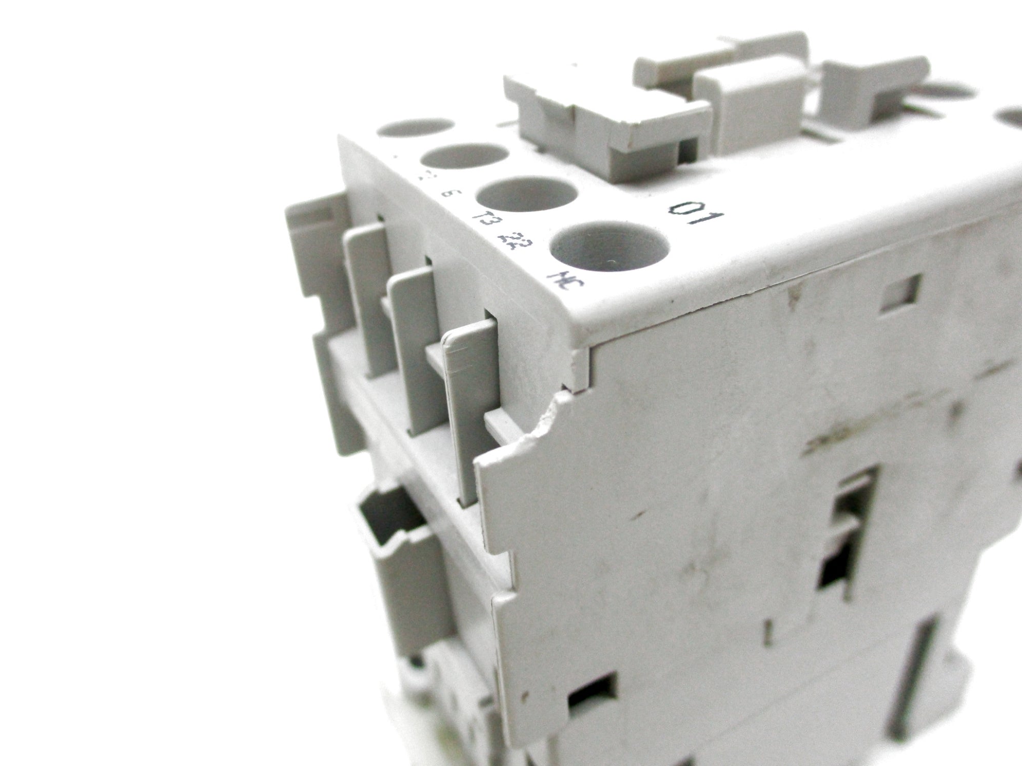 ALLEN BRADLEY 100-C12EJ01 SER. A 24VDC (AS PICTURED) UNMP