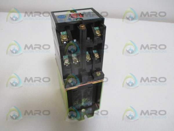 ALLEN  BRADLEY 700DC-P600Z24 SER.A AC RELAY (AS PICTURED) UNMP