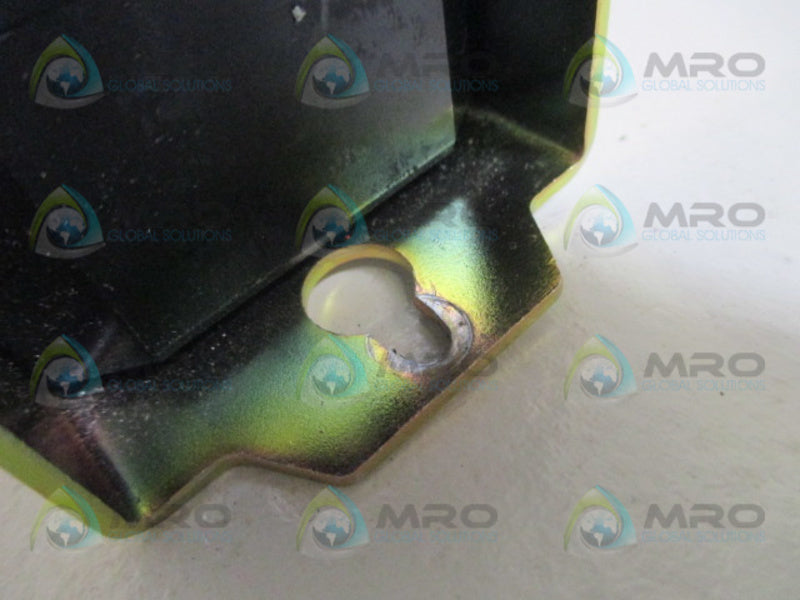 ALLEN  BRADLEY 700DC-P600Z24 SER.A AC RELAY (AS PICTURED) UNMP