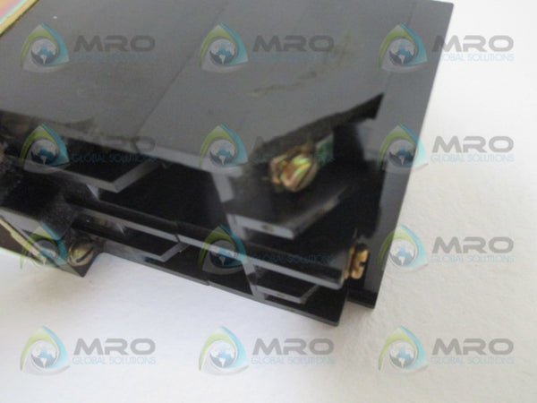 ALLEN  BRADLEY 700DC-P600Z24 SER.A AC RELAY (AS PICTURED) UNMP