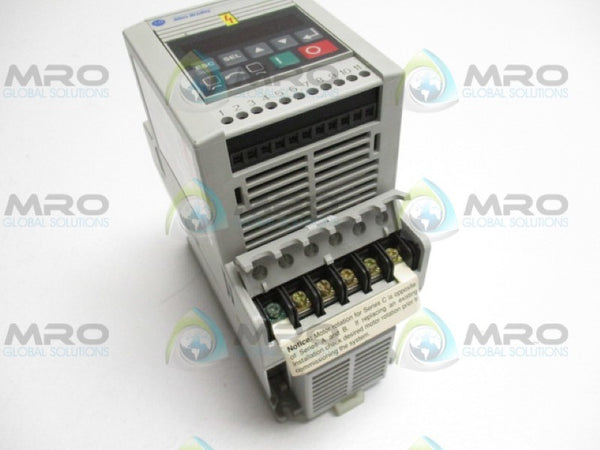 ALLEN BRADLEY 160-AA04NSF1P1 SER. C SPEED CONTROLLER 0.75KW/1HP  NSNP