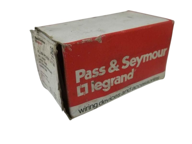 PASS & SEYMOUR 3801 FLUSH POWER OUTLET NSMP