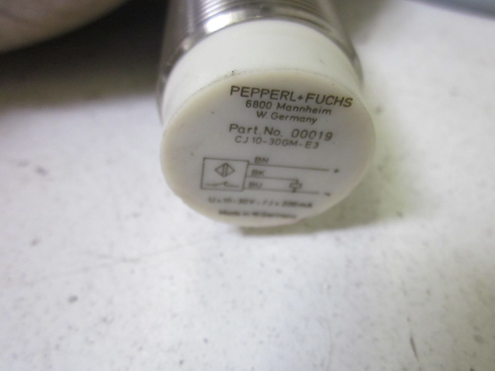 PEPPERL+FUCHS CJ10-30GM-E3 NSMP