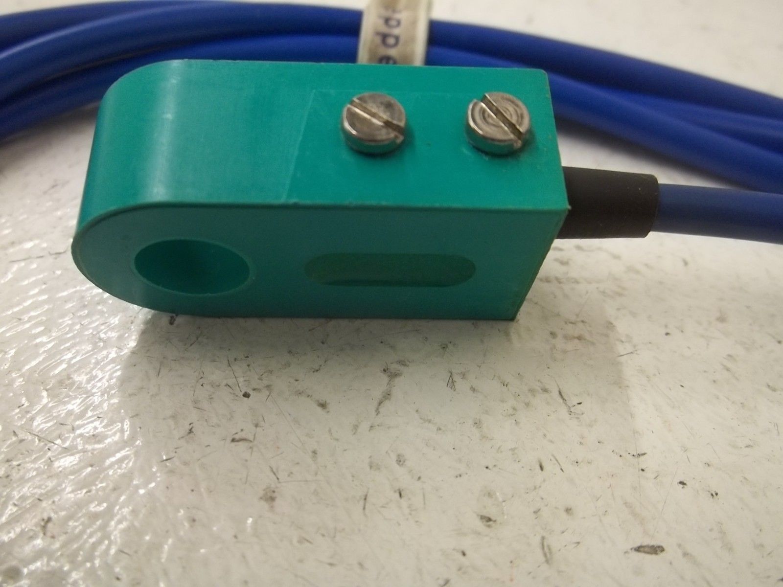 PEPPERL+FUCHS RJ10-N RING INDUCTIVE PROXIMITY SENSOR UNMP