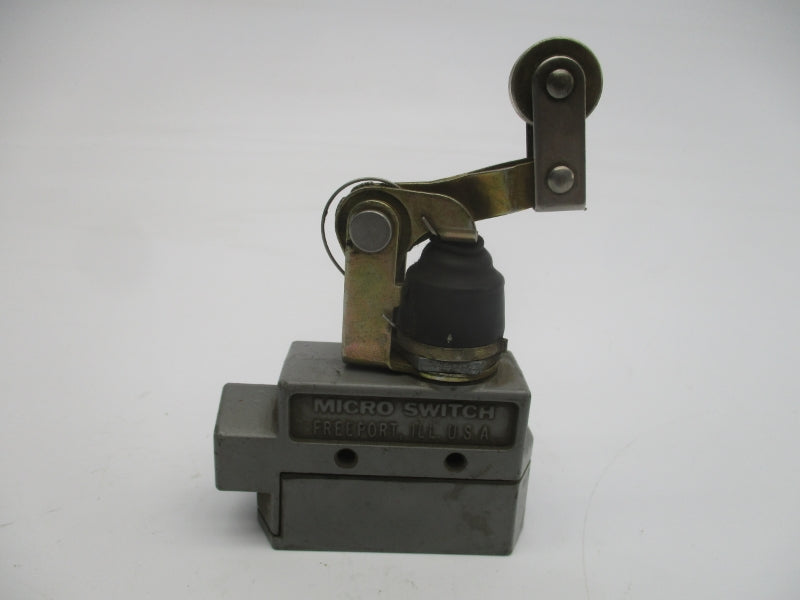 MICRO SWITCH BZE6-2RN2 600VAC 2A (GREY) (AS PICTURED) UNMP