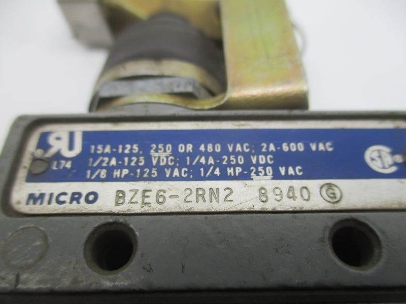 MICRO SWITCH BZE6-2RN2 600VAC 2A (GREY) (AS PICTURED) UNMP