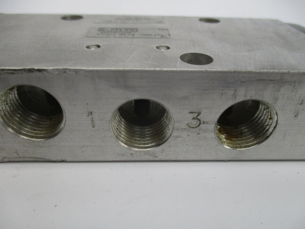 PARKER 422CR023W 150PSI (AS PICTURED) UNMP