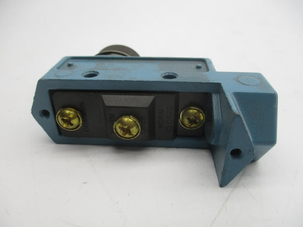 MICRO SWITCH BZE6-2RN 600VAC 2A UNMP