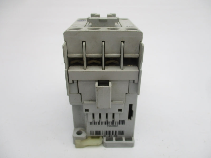 ALLEN BRADLEY 700-CF400D SER. A 110/120V (AS PICTURED) UNMP