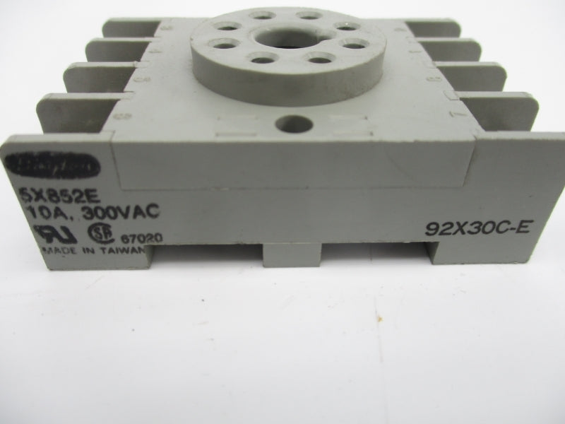 DAYTON 5X852E 300VAC 10A NSNP