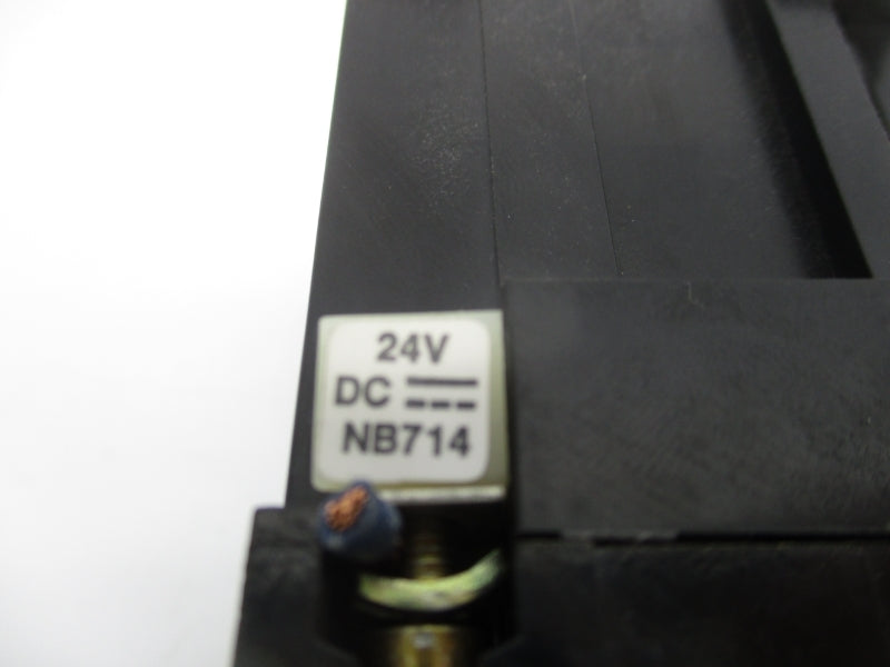 ALLEN BRADLEY 100-A18NZNB7143 24VDC 18A UNMP