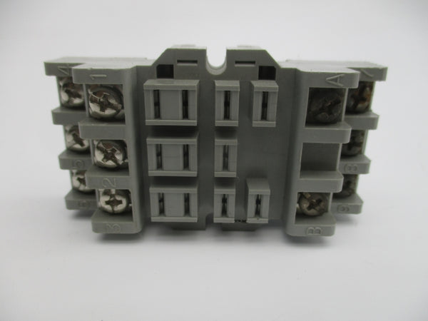 DAYTON 5X853E 300VAC 15A NSNP