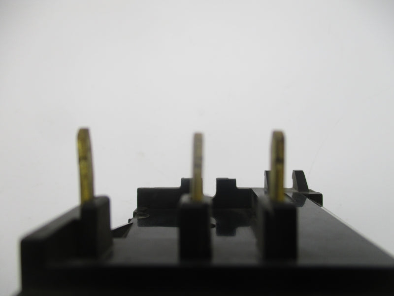 ALLEN BRADLEY 193-BSB16 SER. A 660V 1.1-1.6A  (AS PICTURED) UNMP