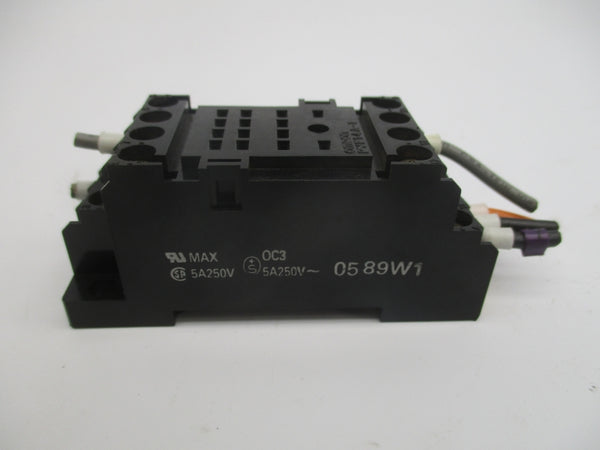 OMRON PYF14A-E 250V 5A (AS PICTURED) UNMP