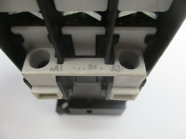 SIEMENS 3RT1026-1BB40 24VDC (AS PICTURED) UNMP